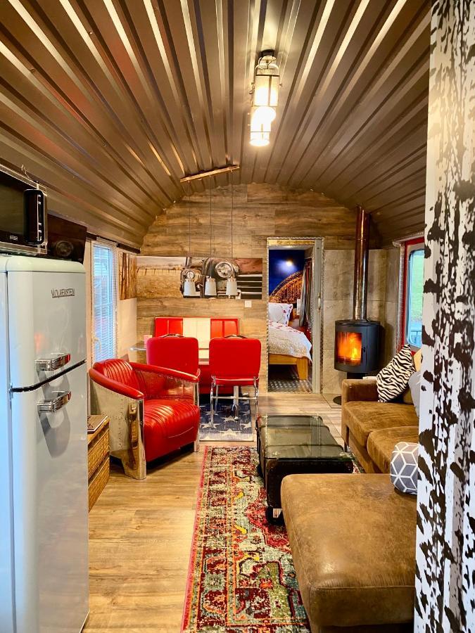 Gleis 2, Waggon Mit Ofen, Optional Mit Whirlpool Und Sauna クローネンブルク エクステリア 写真